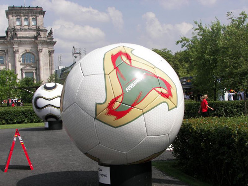 Adidas Fevernova World Cup 2002 Ball